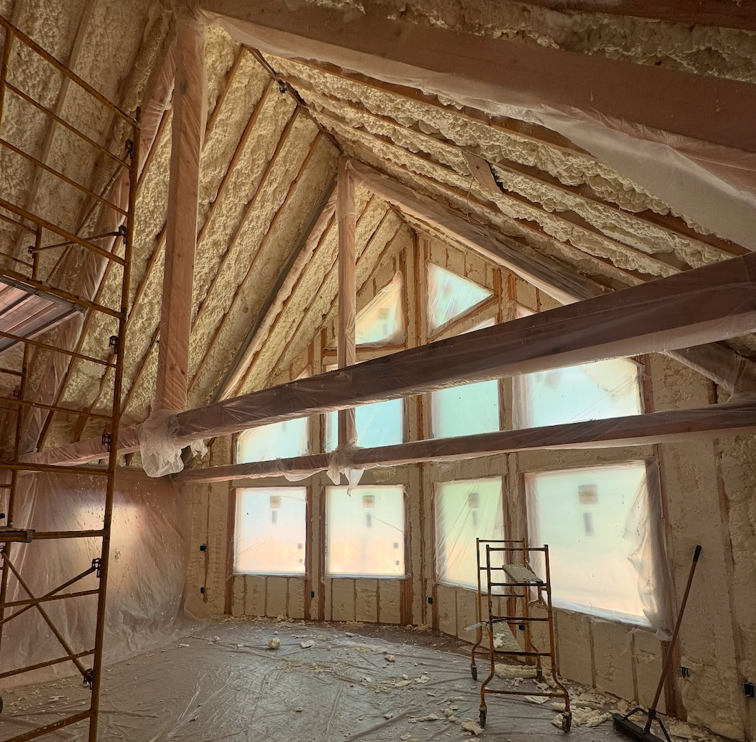 Read more about the article Open-Cell vs. Closed-Cell Spray Foam: Is There a Big Difference?